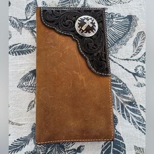 Trifold wallet